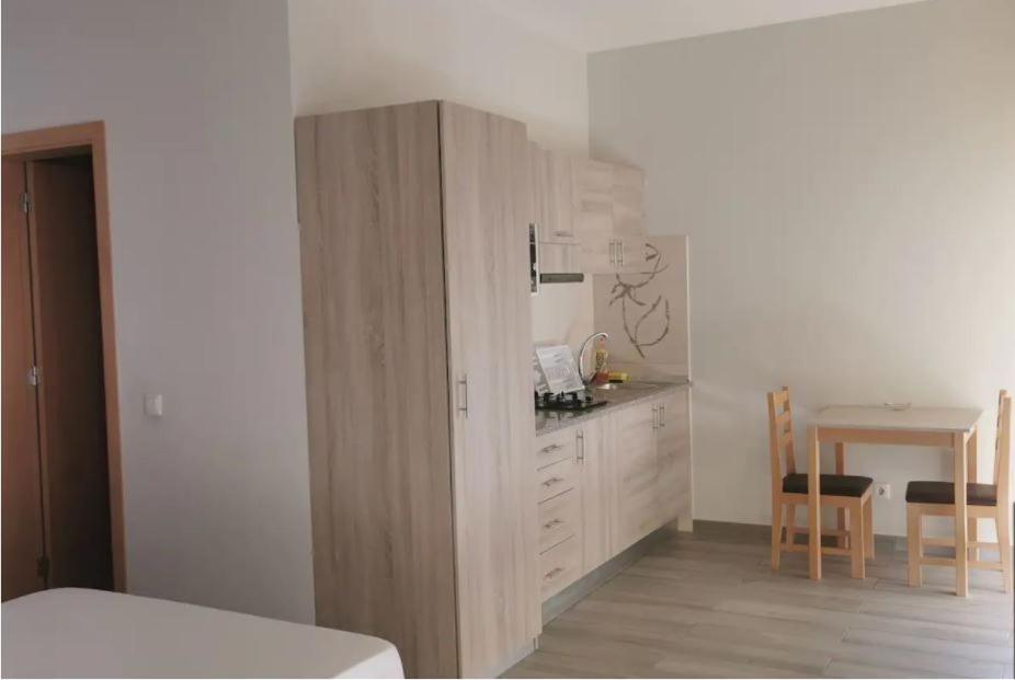 Ellen Apartamento T0 - Inforsal Espargos Exterior photo